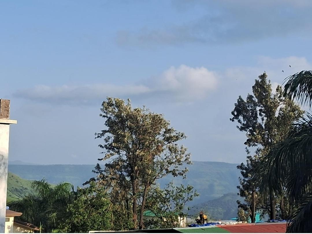 Trimurti Holiday Home พันช์กานี ภายนอก รูปภาพ