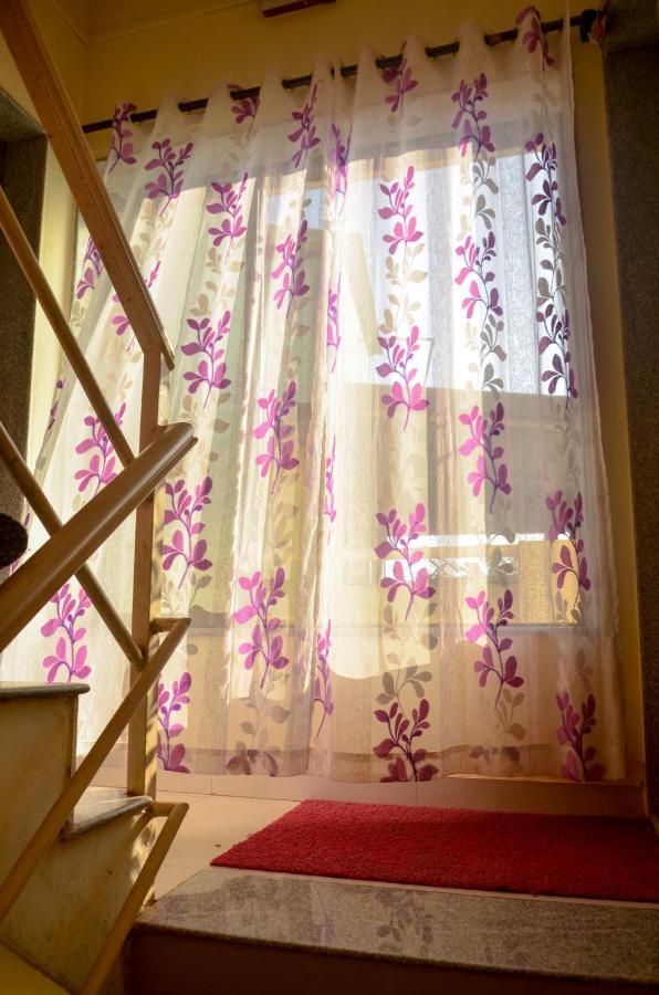 Trimurti Holiday Home พันช์กานี ภายนอก รูปภาพ